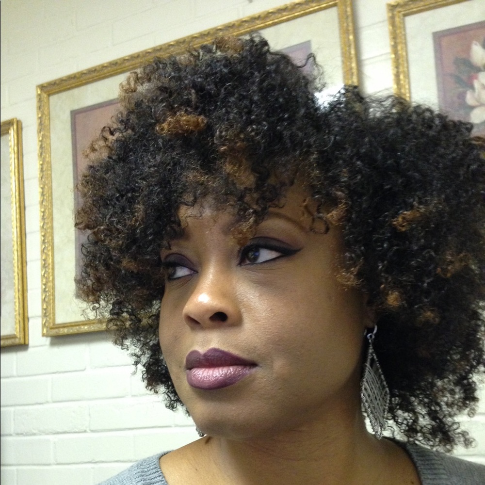 Meet your Posher, Tonie